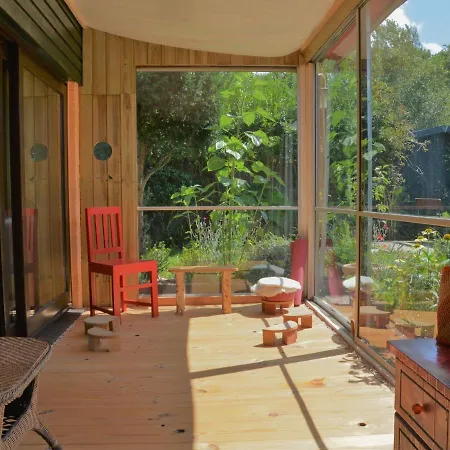 Hébergement de vacances Colorful Comfort In This Bungalow Near A Lake, Beach, Dunes And Sea